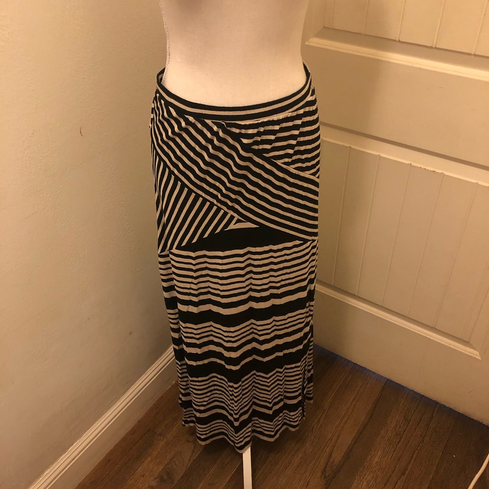 Bobeau Maxi Skirt GUC